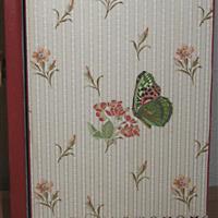 Puppenschrank "Nelkenblüten"