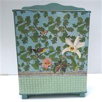 Puppenschrank "Hasen im Eichenwald"   