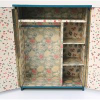 Puppenschrank "Heute ist Waschtag"  