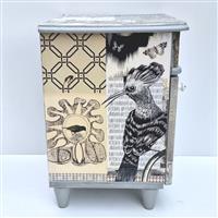 Vögel am kleinen Haus